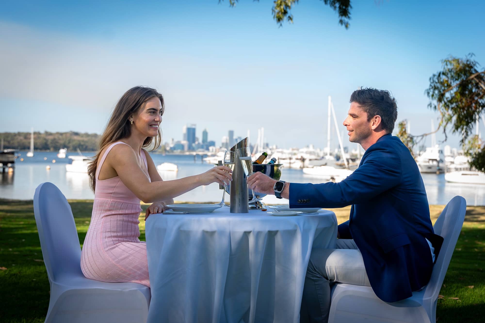 date on perth foreshore couple sharing alcohol